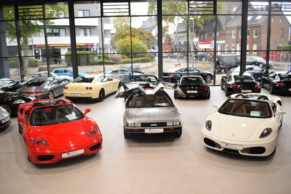 Ferrari 296 GTS 2025