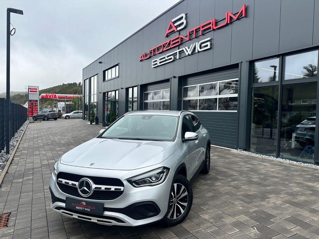 Mercedes-Benz GLA 220 2021