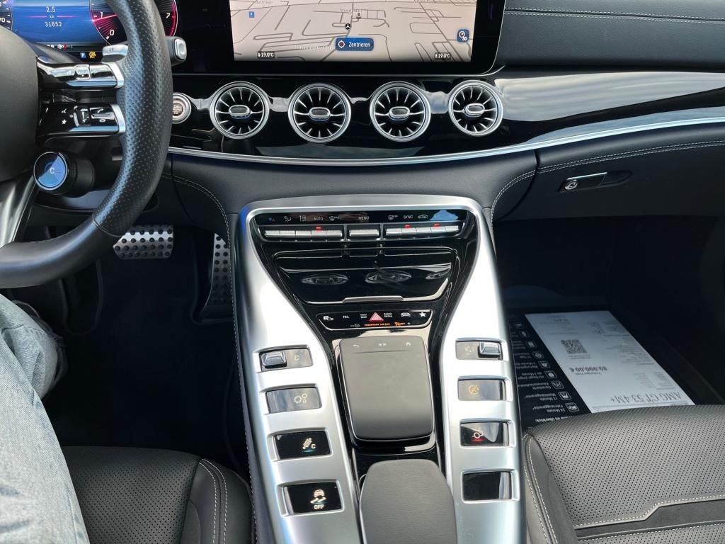Mercedes-Benz AMG GT 2024