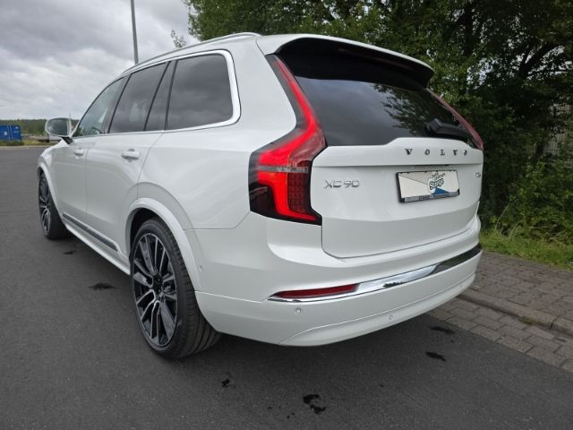Volvo XC90 2025