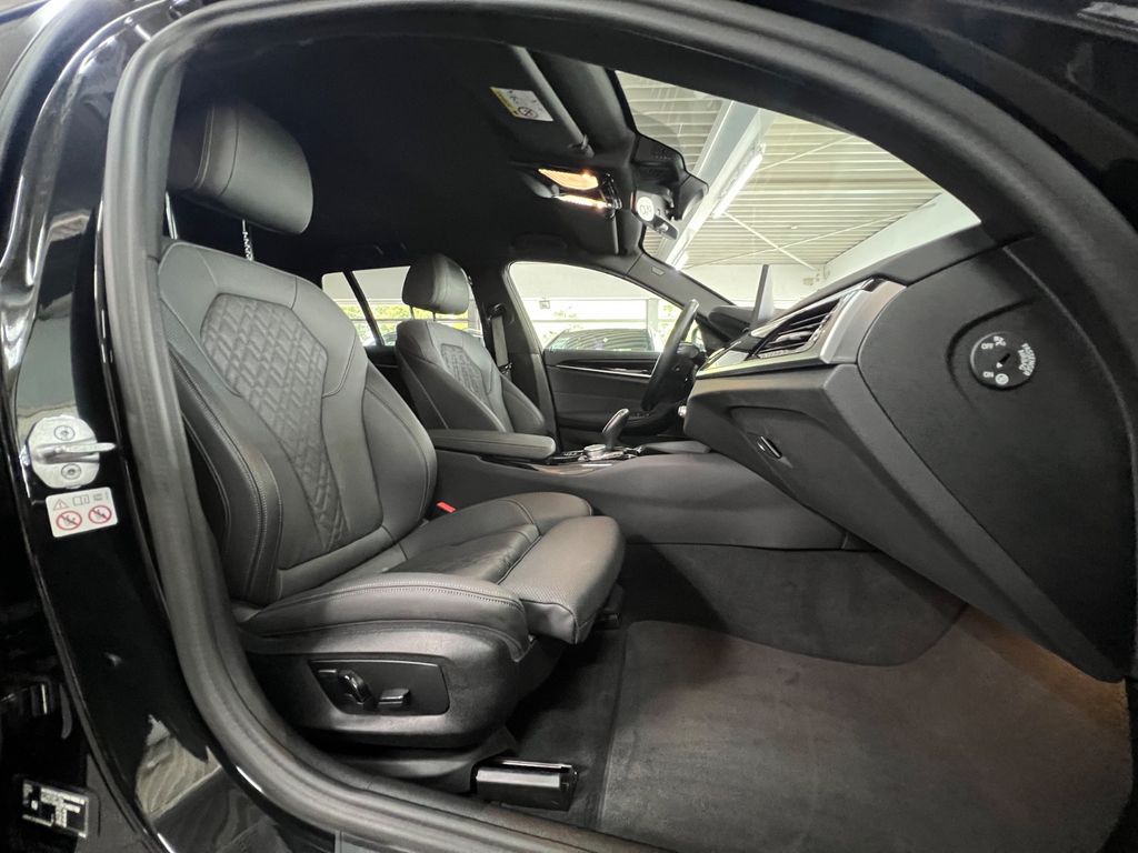 BMW 520 2023