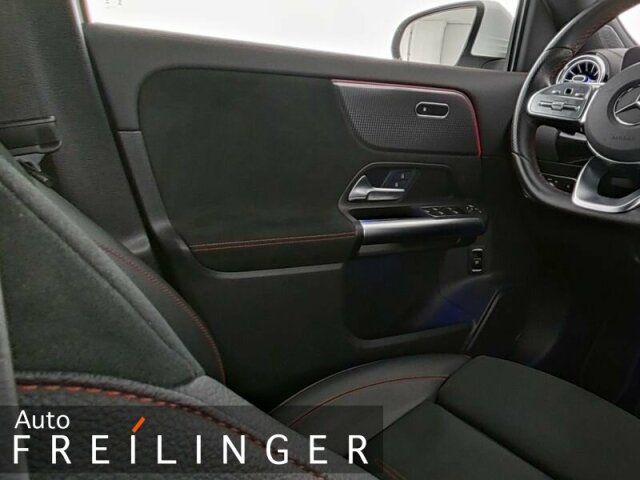 Mercedes-Benz EQA 2023