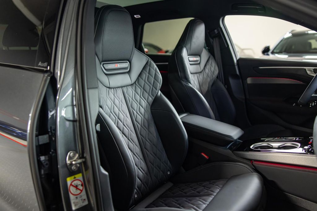 Audi A6 2025