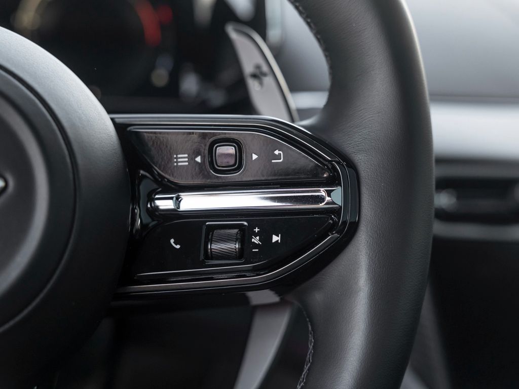 Aston Martin Vanquish 2025