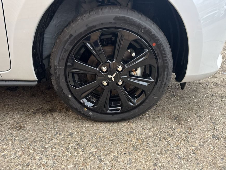 Mitsubishi Space Star 2025