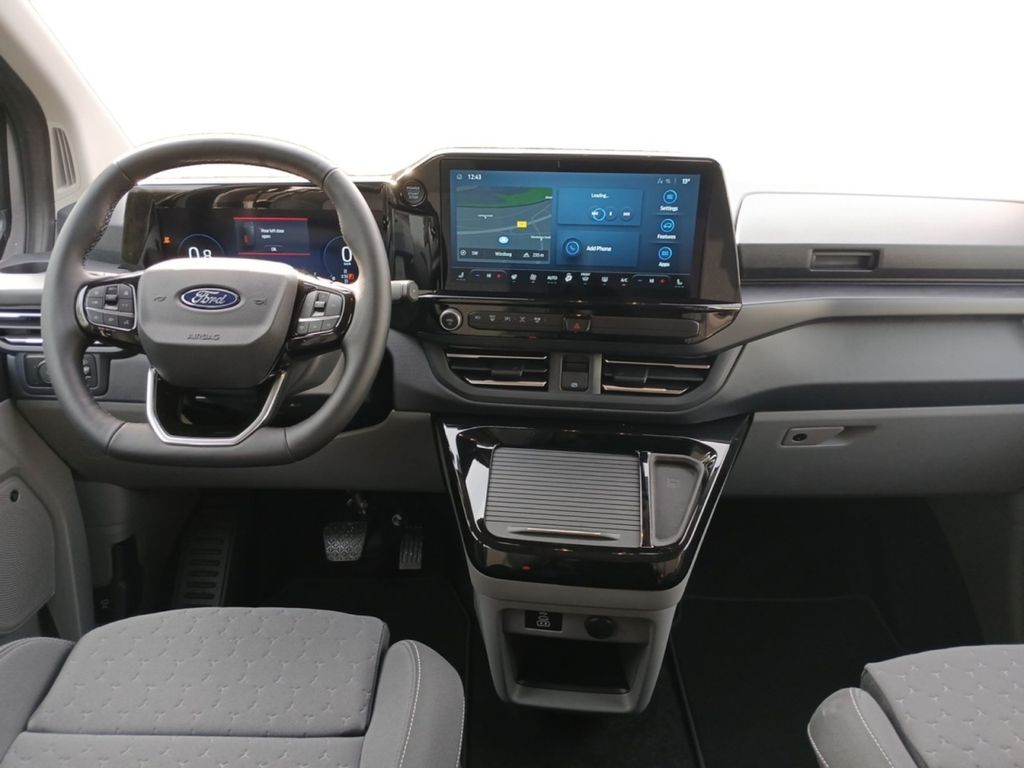 Ford Tourneo Custom 2025