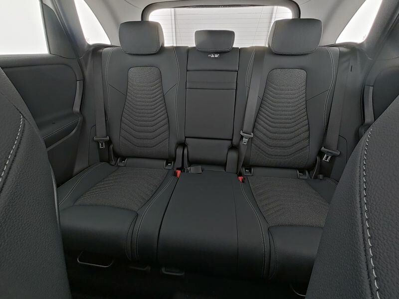 Mercedes-Benz B 200 2024