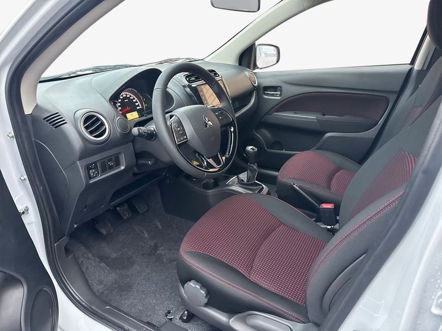 Mitsubishi Space Star 2025