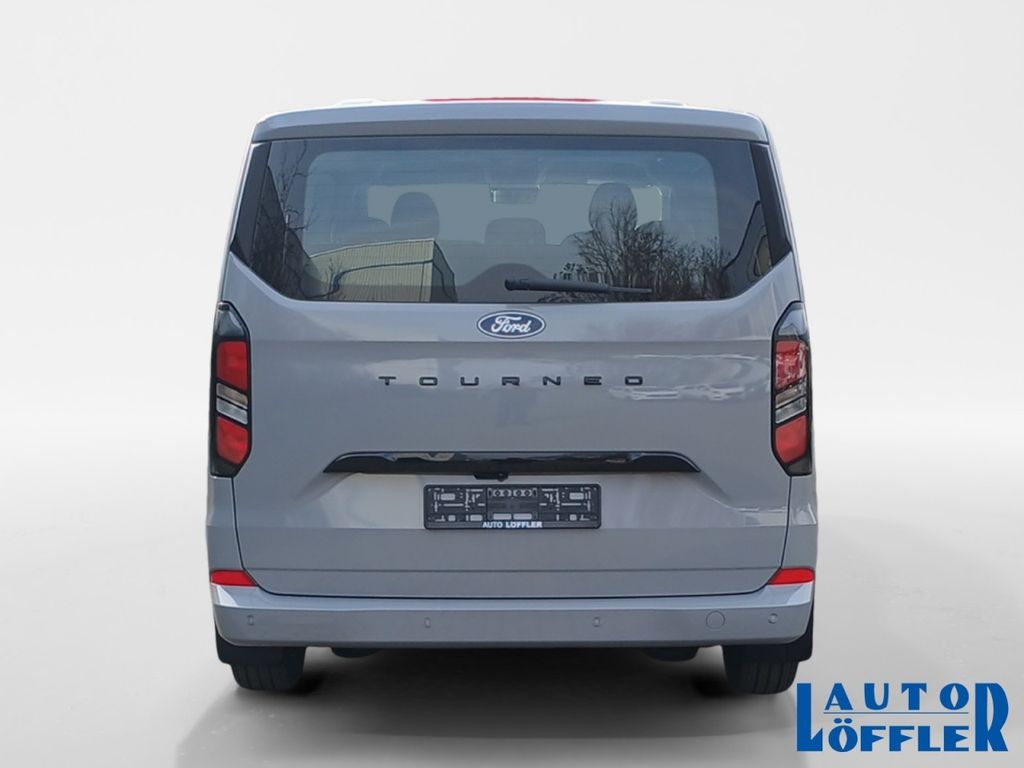 Ford Tourneo Custom 2025