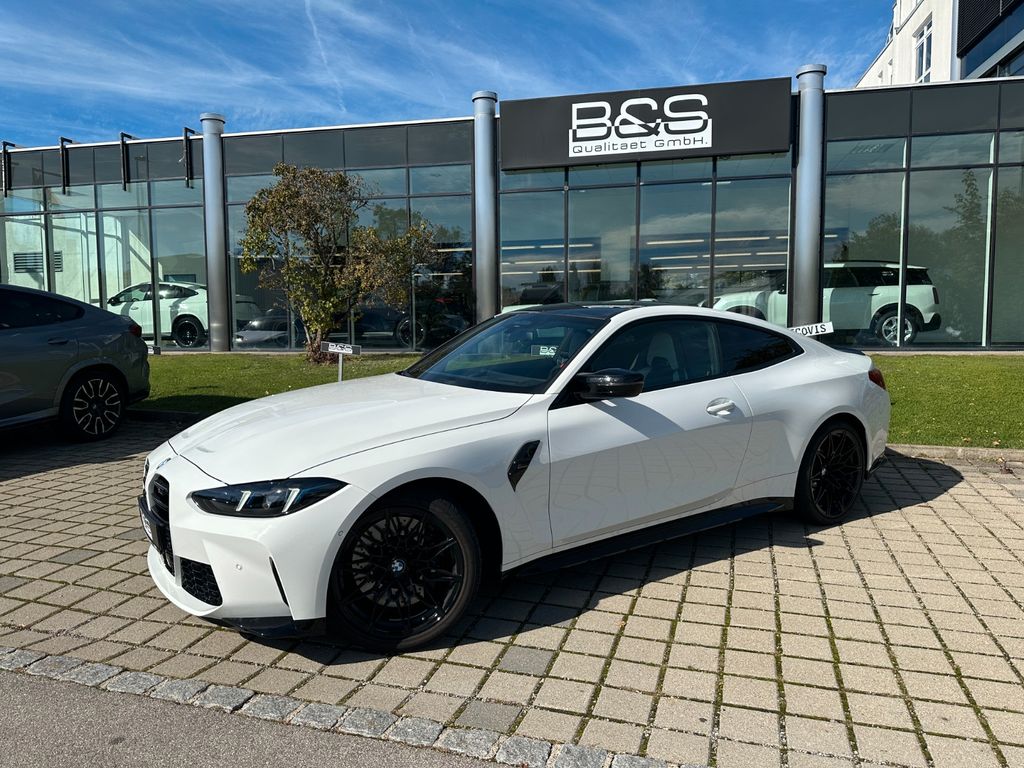 BMW M4 2025