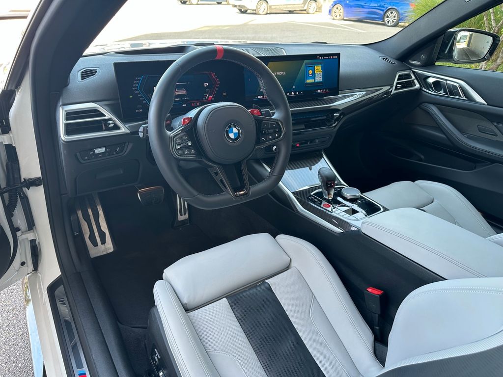 BMW M4 2025