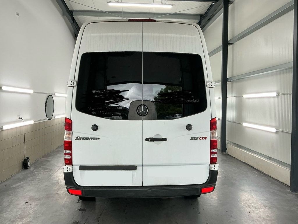 Mercedes-Benz Sprinter 2012