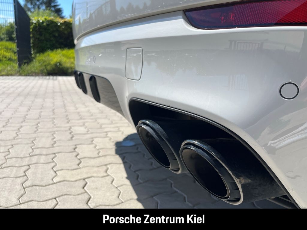 Porsche Cayenne 2022