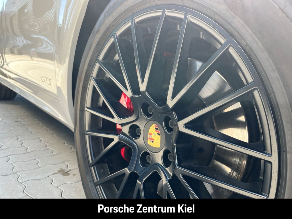 Porsche Cayenne 2022