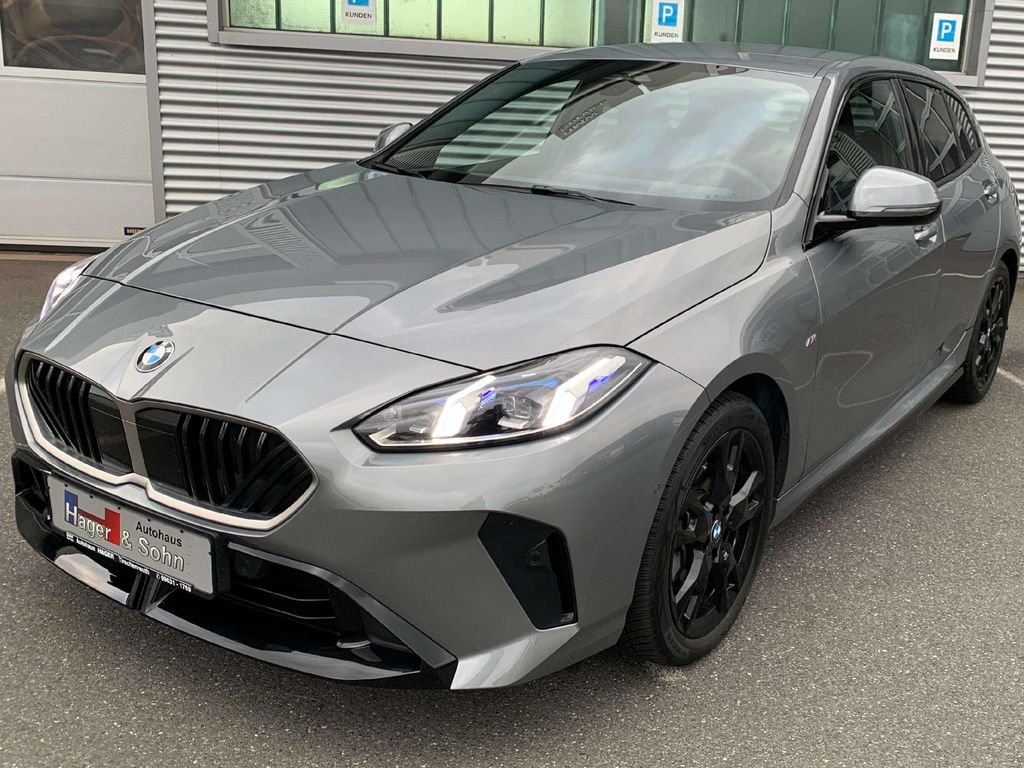 BMW 118 2024