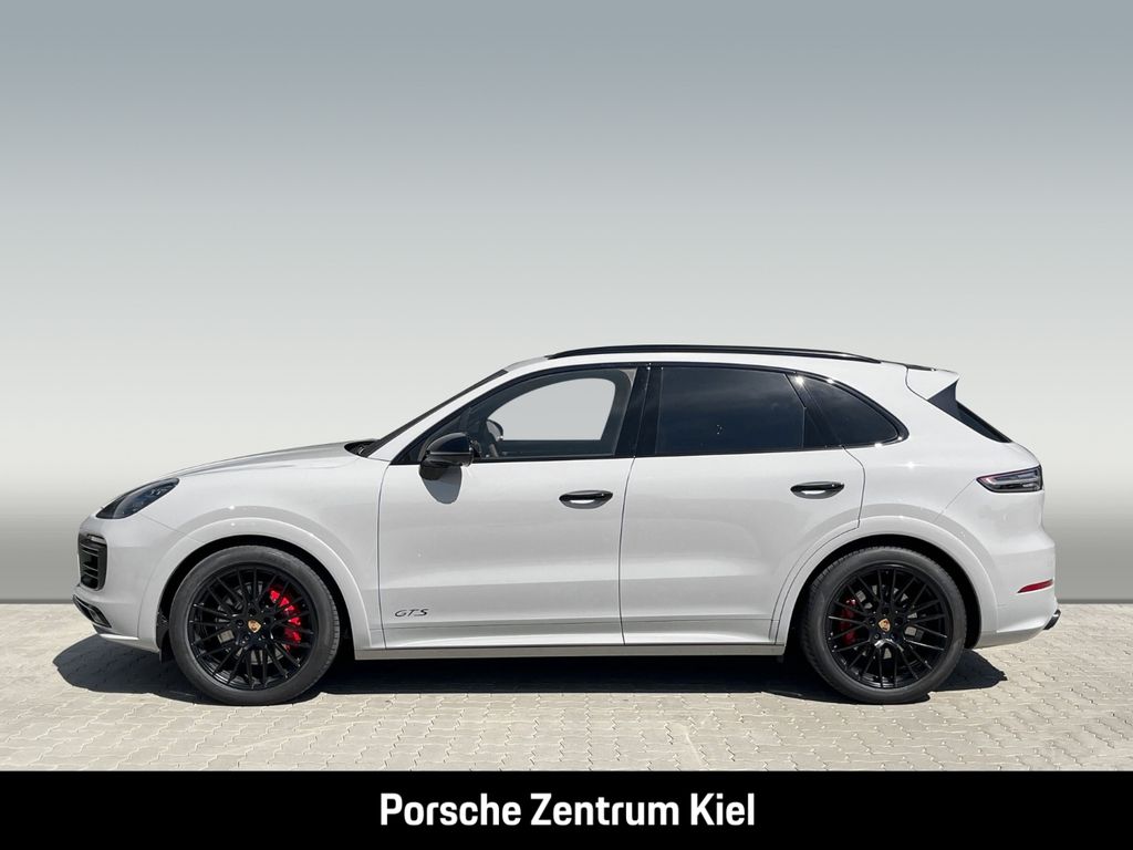 Porsche Cayenne 2022