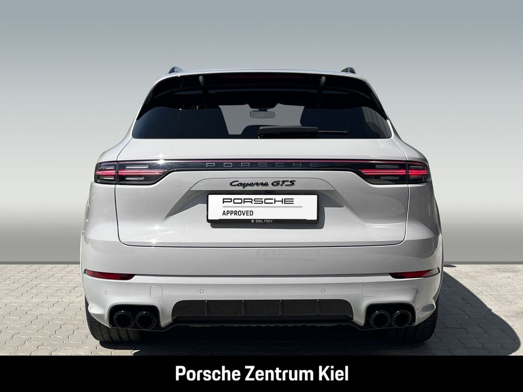 Porsche Cayenne 2022