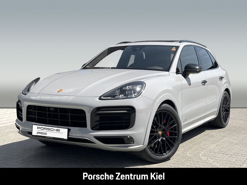 Porsche Cayenne 2022