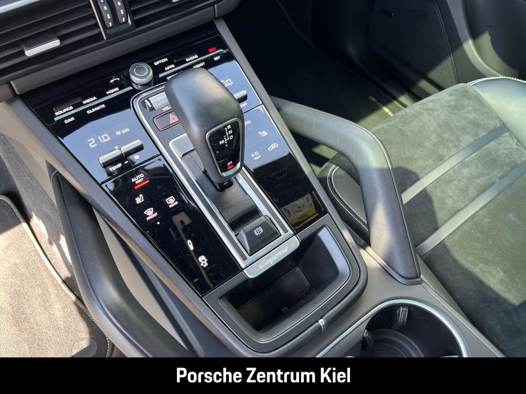 Porsche Cayenne 2022