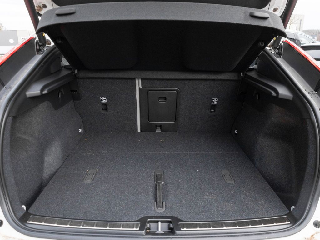 Volvo C40 2024