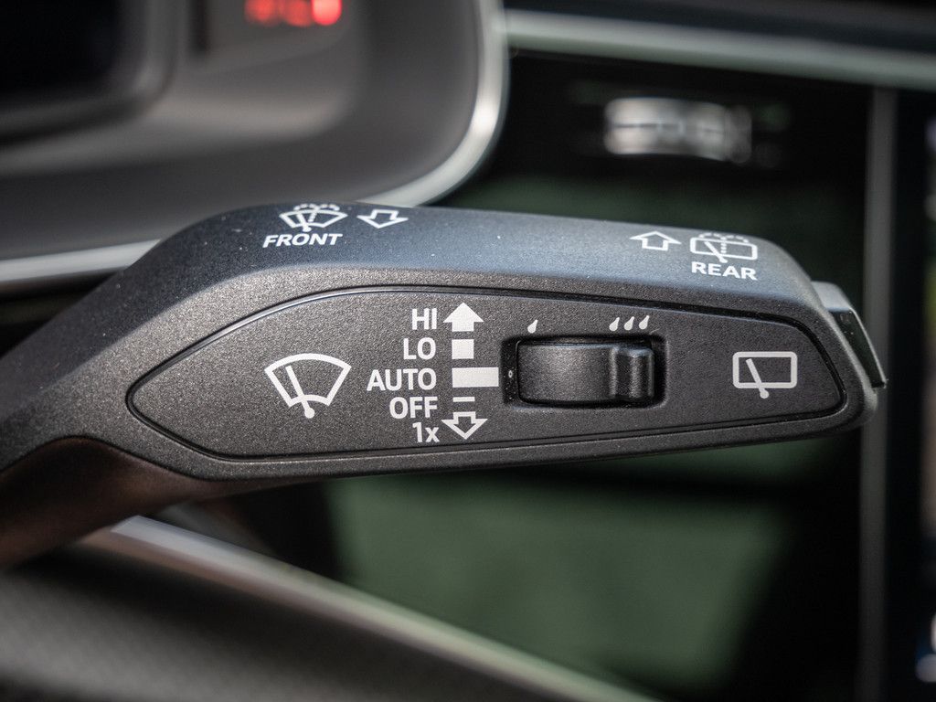 Audi RSQ8 2021