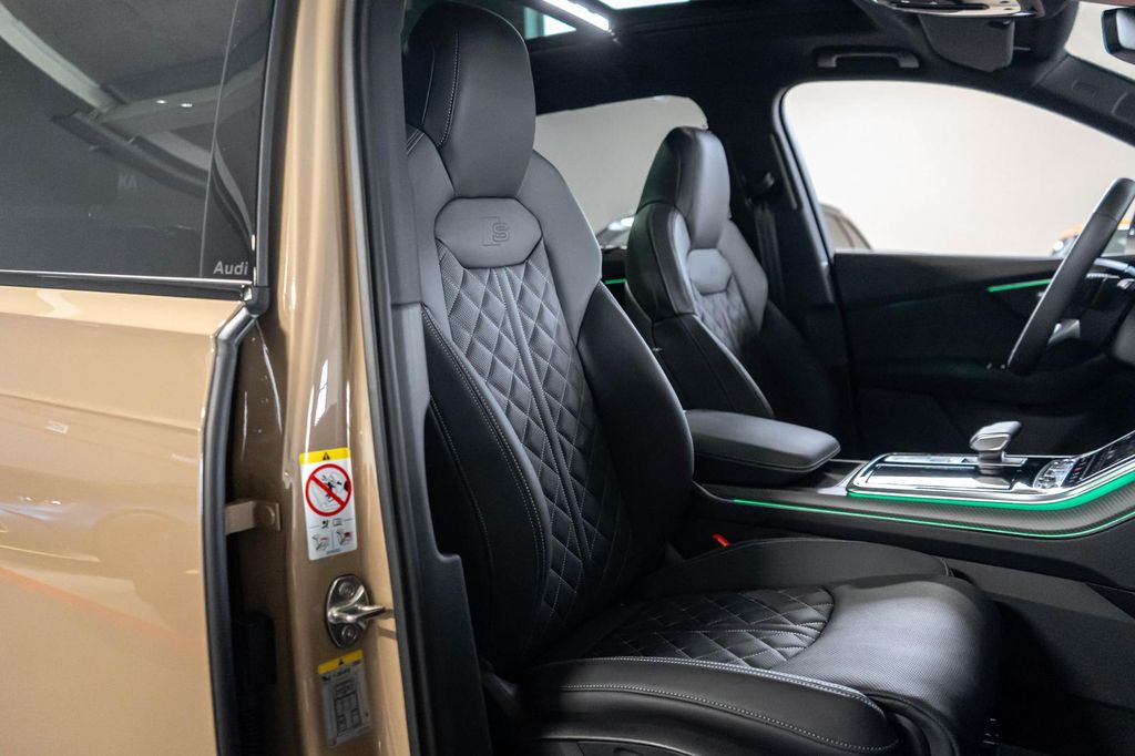 Audi SQ7 2024