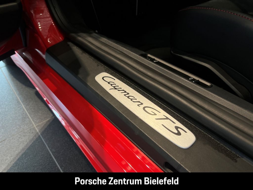 Porsche Cayman 2024