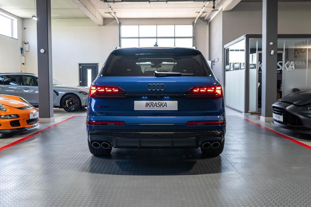 Audi SQ7 2024