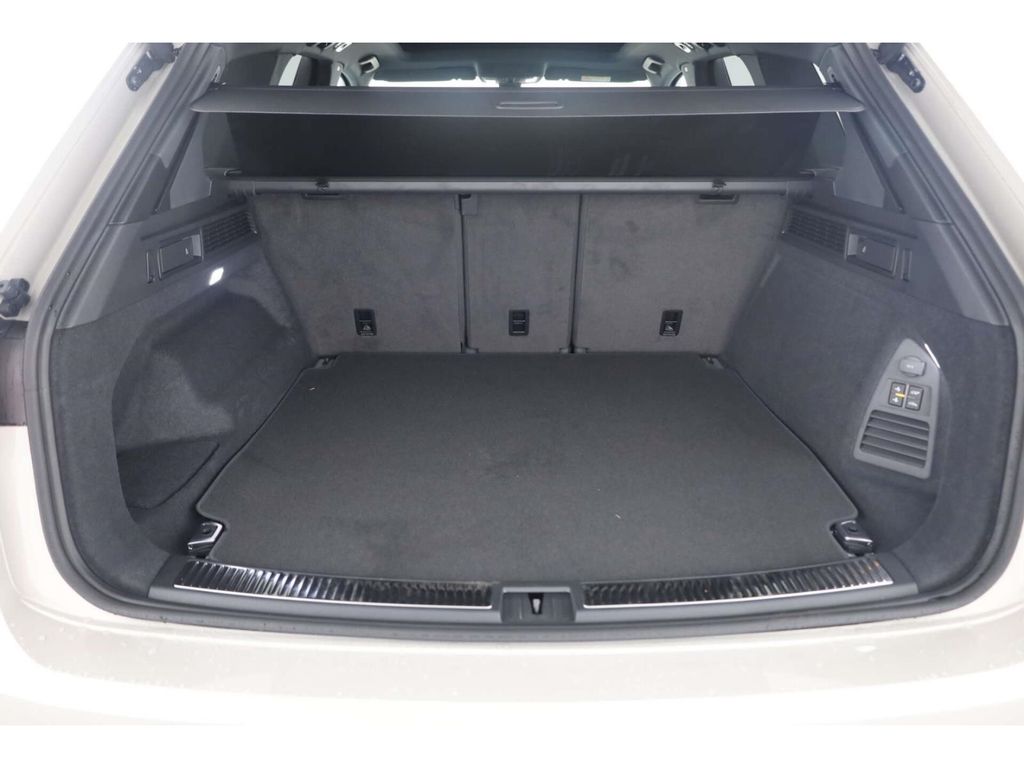 Volkswagen Touareg 2025