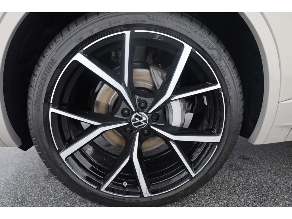 Volkswagen Touareg 2025