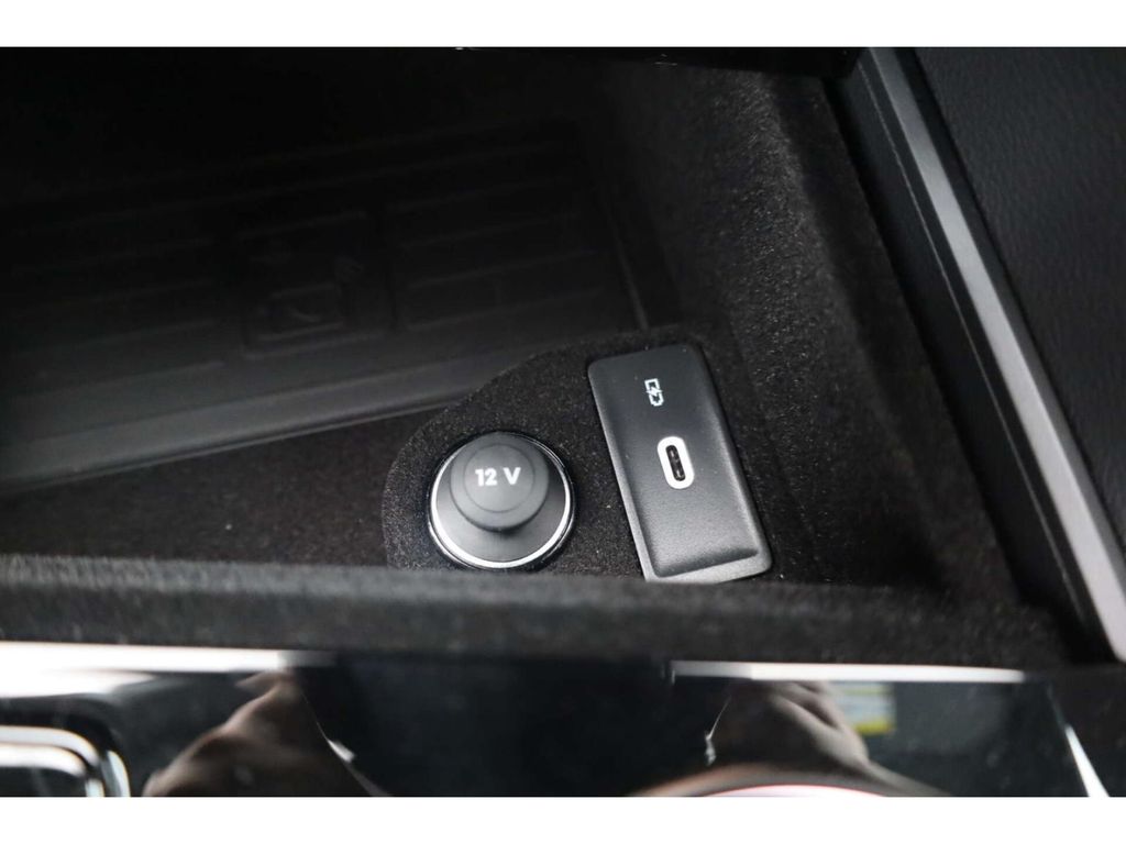 Volkswagen Touareg 2025