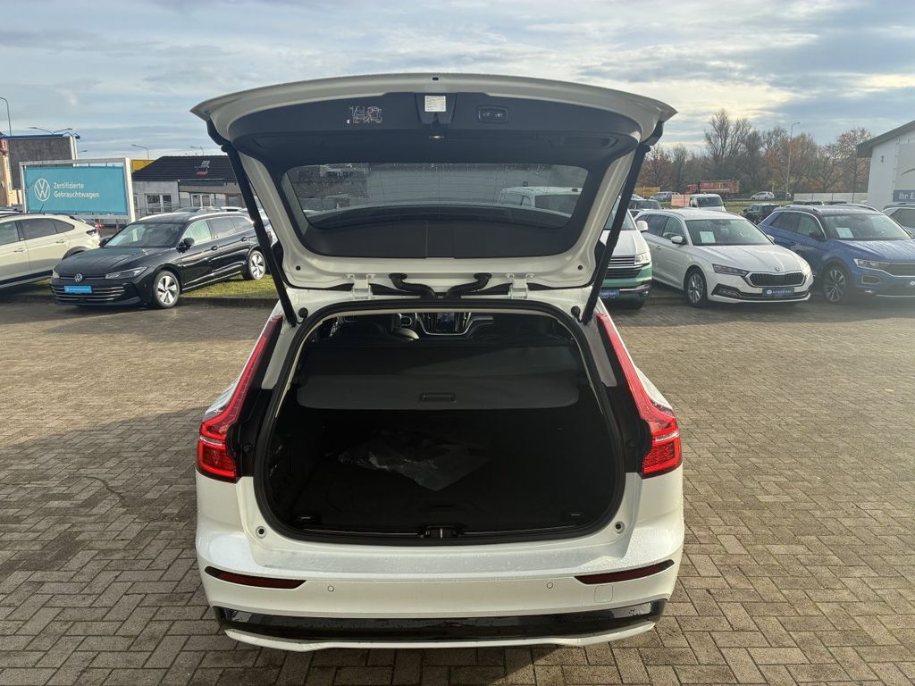 Volvo V60 2024