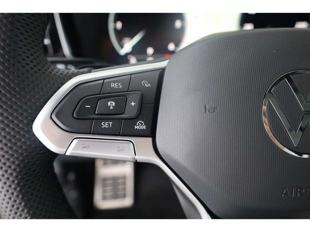 Volkswagen Touareg 2025