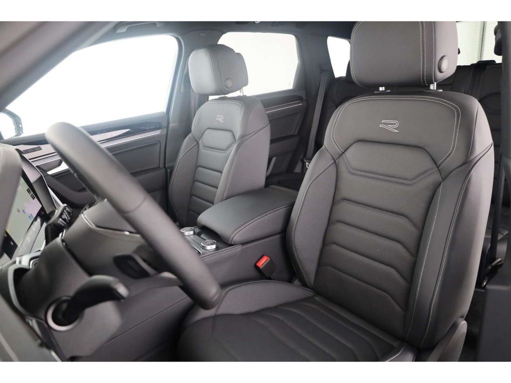 Volkswagen Touareg 2025