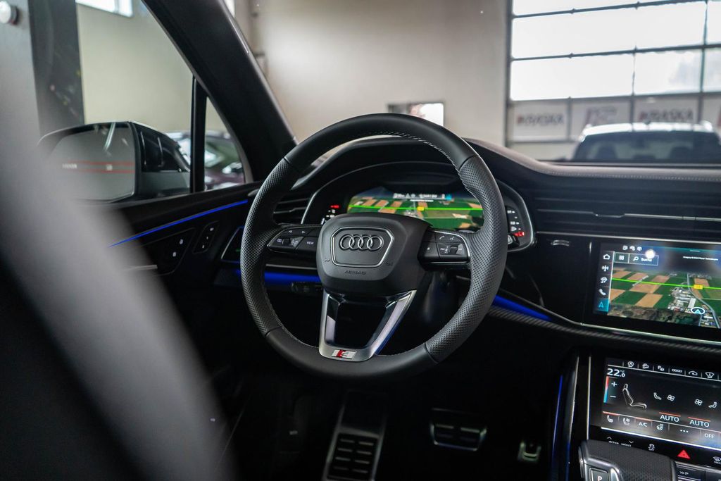 Audi SQ7 2024