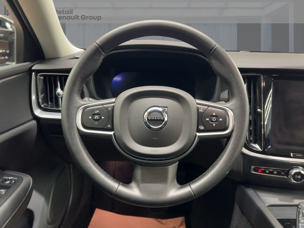 Volvo S60 2022