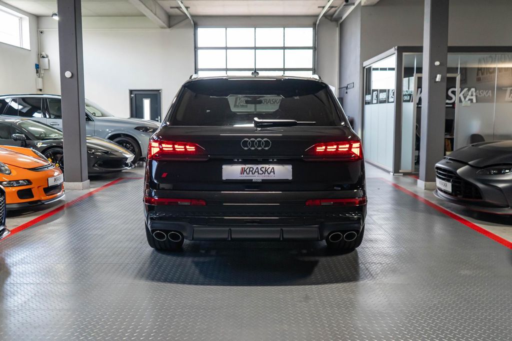 Audi SQ7 2024