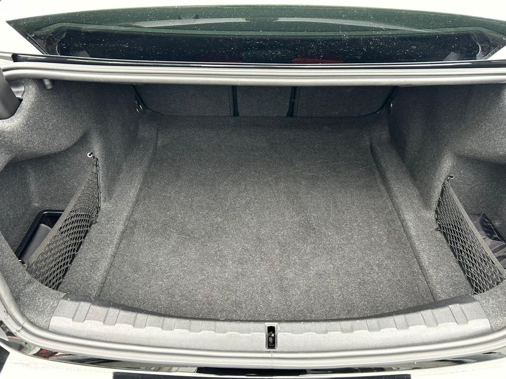 BMW 318 2022