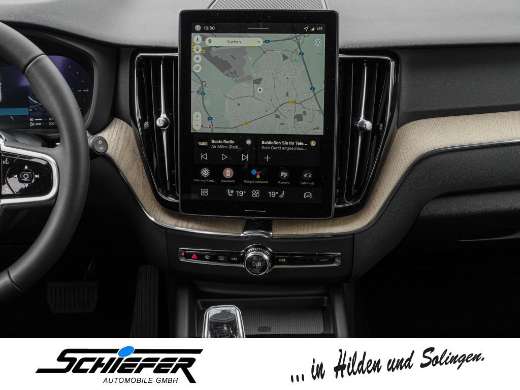 Volvo XC60 2025