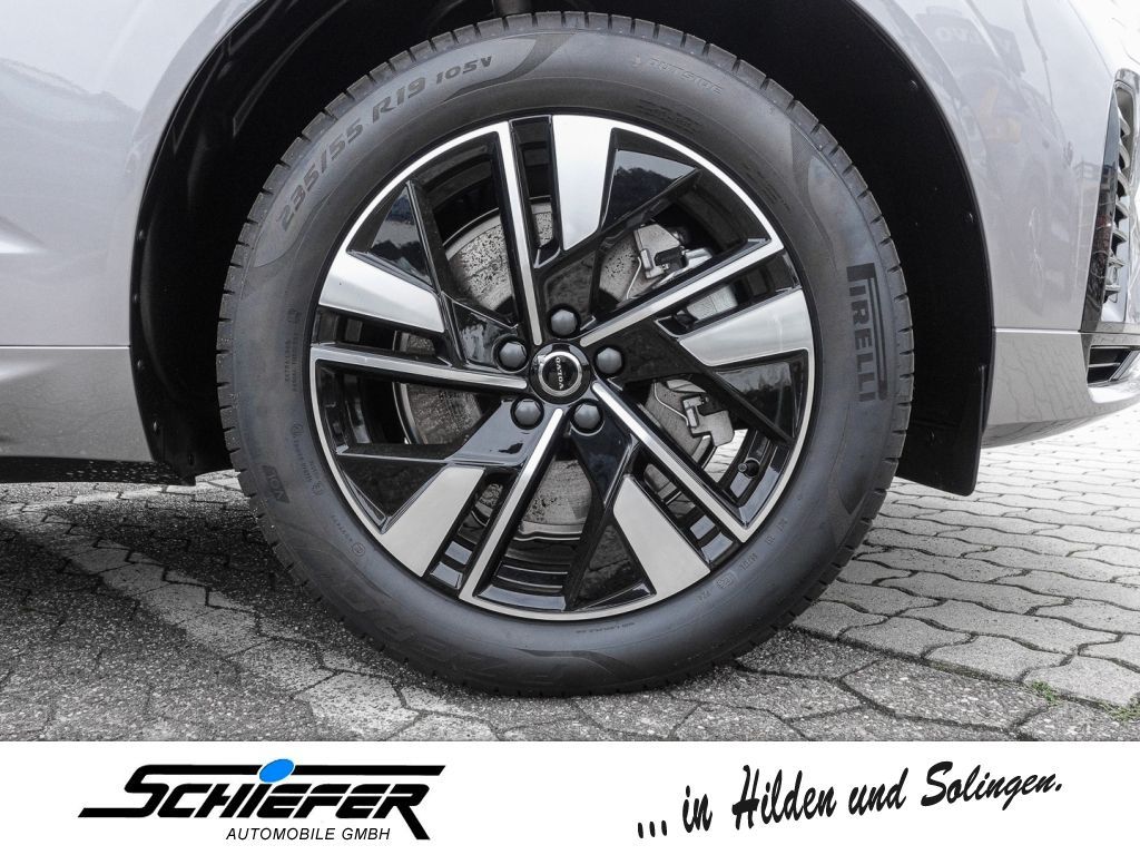 Volvo XC60 2025