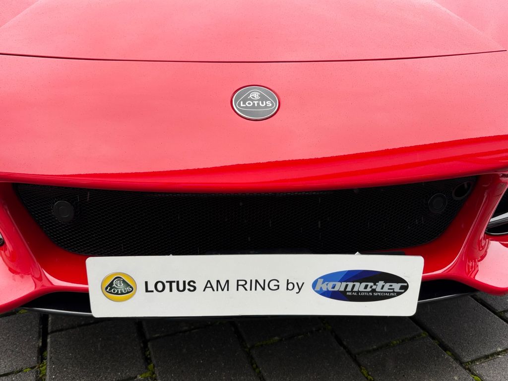Lotus Emira