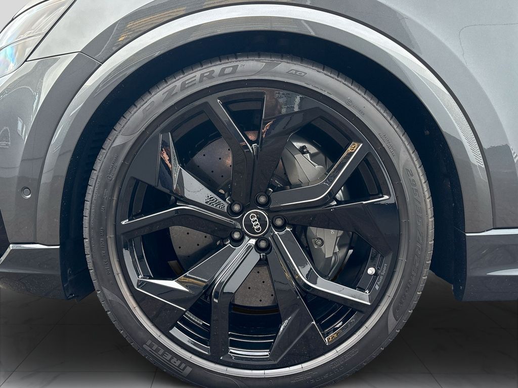 Audi RSQ8 2024