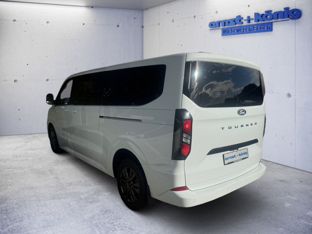 Ford Tourneo Custom 2025