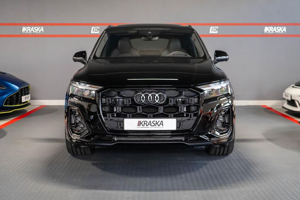 Audi SQ7 2025