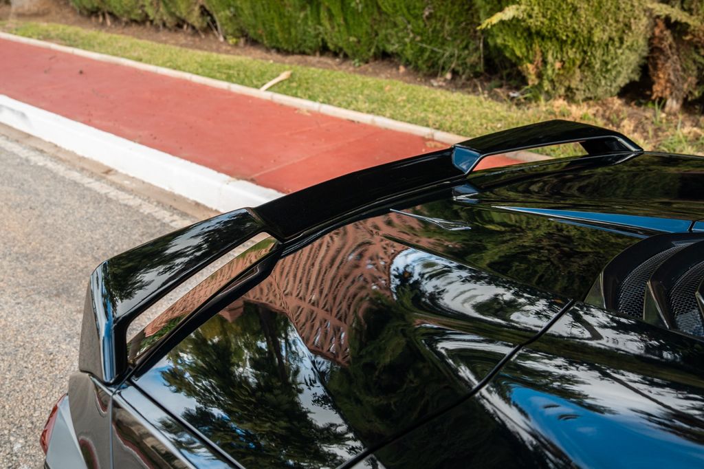 Corvette C8 2025