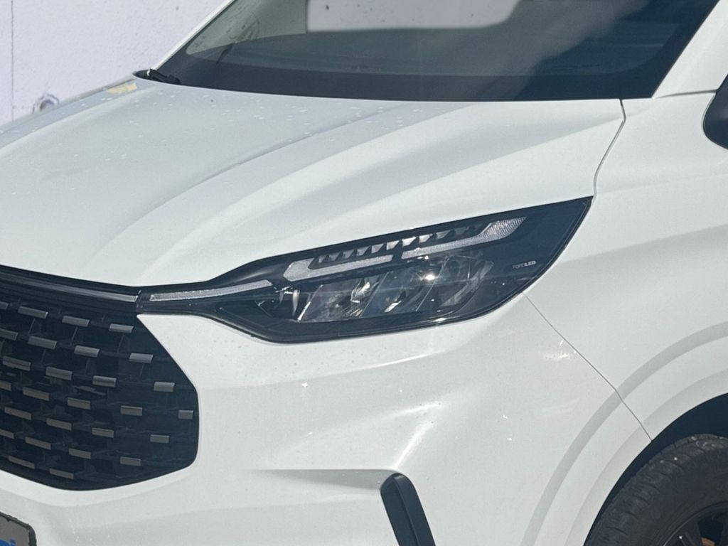 Ford Tourneo Custom 2025