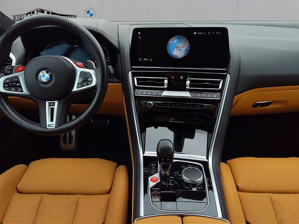 BMW M8 2023