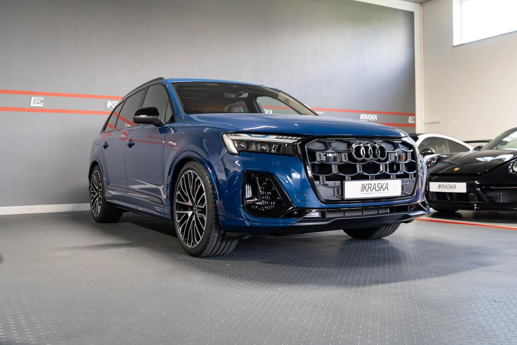 Audi SQ7 2025
