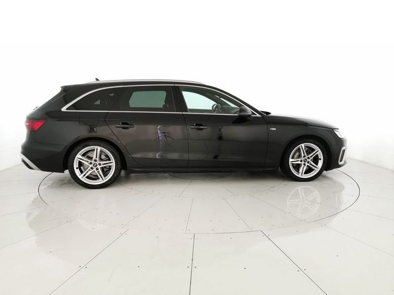 Audi A4 2024