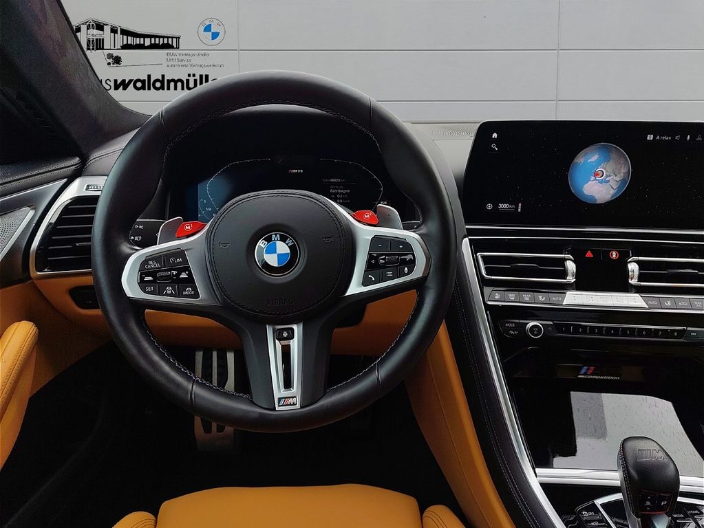BMW M8 2023